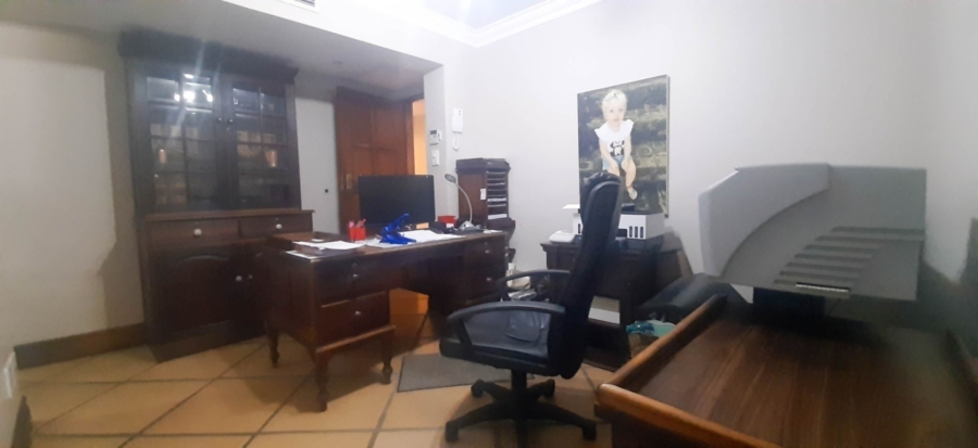 5 Bedroom Property for Sale in Cashan North West